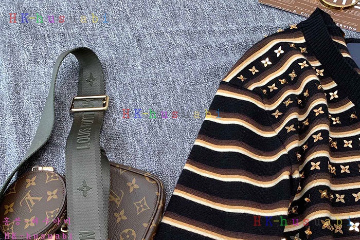 NEW 루이비 니트 신상 LV 247779