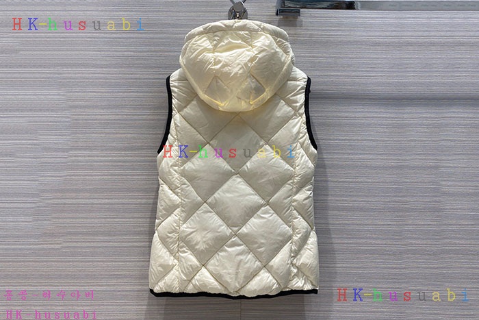 NEW 몽클레어 패딩조끼 신상 M 428888