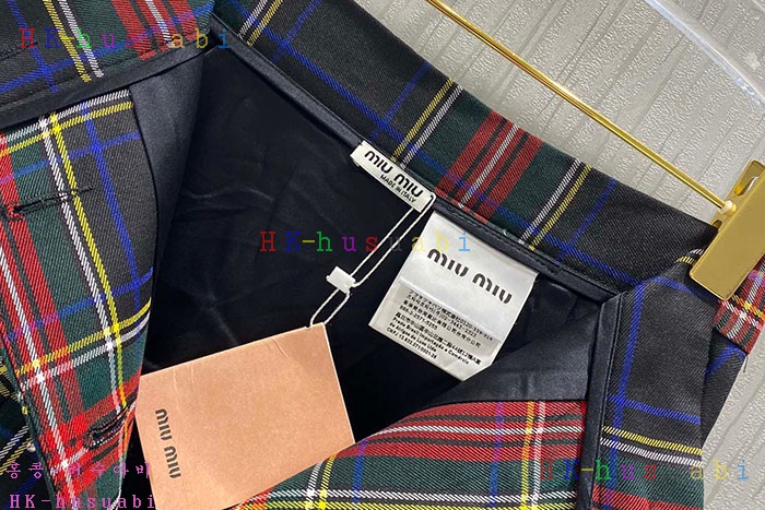 NEW 미우미우 치마 신상 M 35295