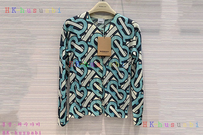 NEW 버버리 가디건 신상  BB 5828899