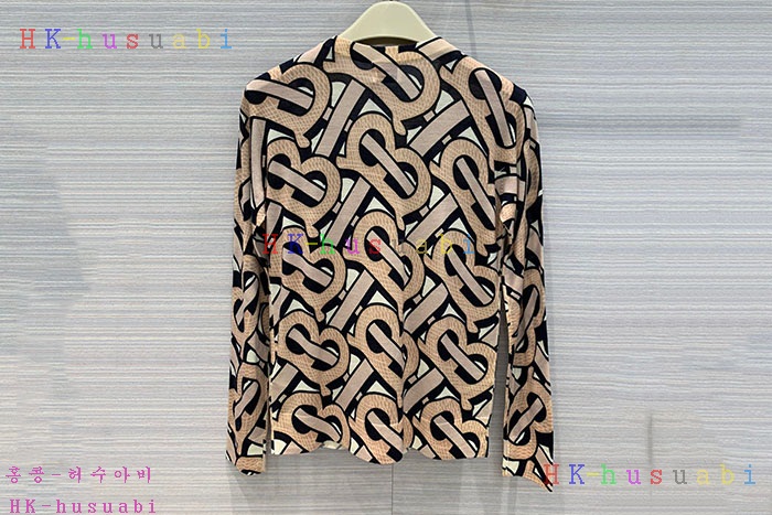 NEW 버버리 가디건 신상  BB 5828901