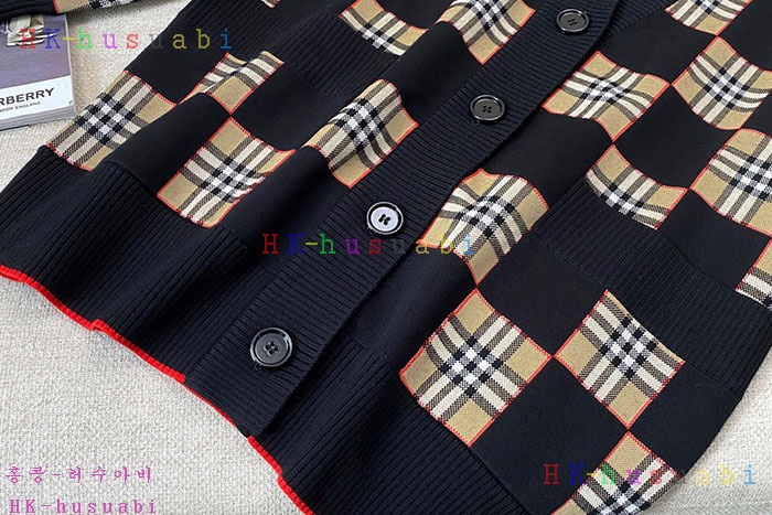 NEW 버버리 가디건 신상  BB 5828902