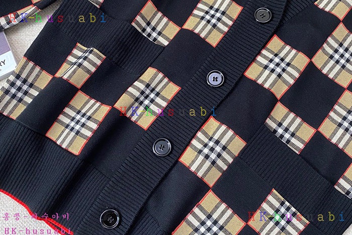 NEW 버버리 가디건 신상  BB 5828902