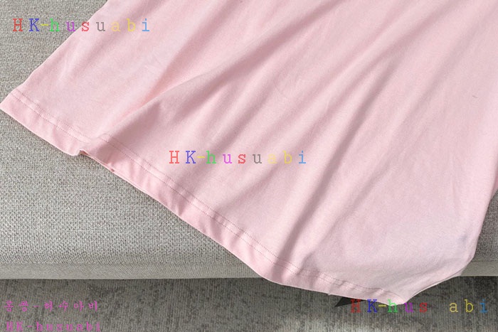 NEW 펜디 반팔티 신상 FD 572228