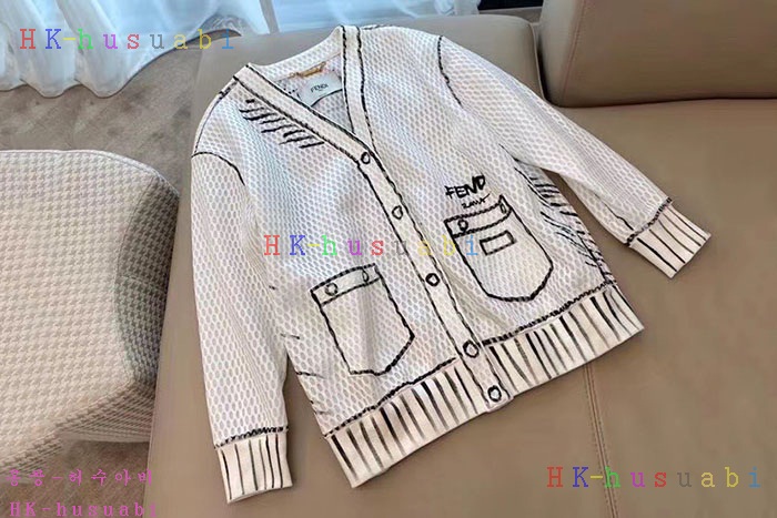 NEW 펜디 가디건 신상 FD 572230