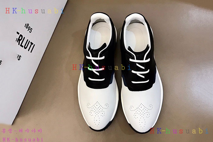 NEW 벨루티 신상 신상 B 572440