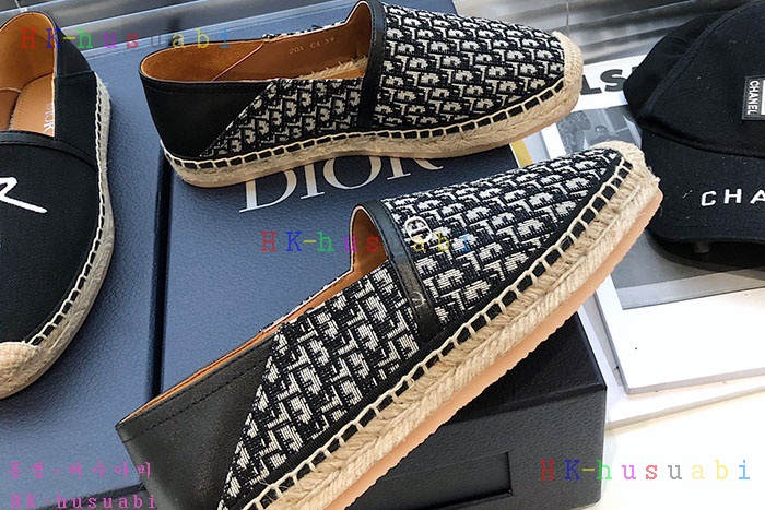 NEW 디올 남여공용 신발 DR 421116