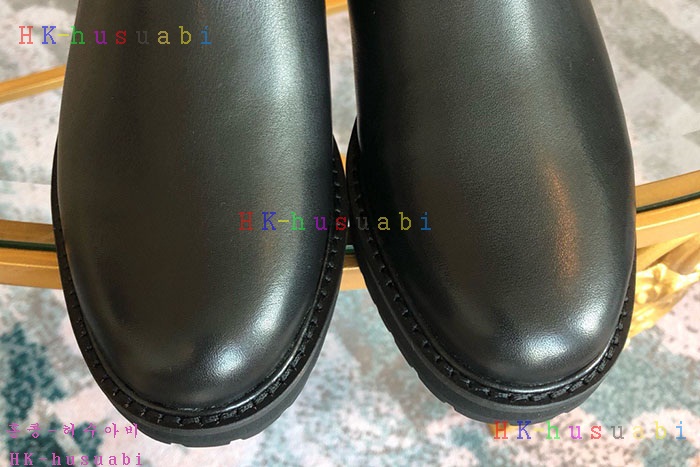 NEW 펜디 부츠 신상 FD 421122