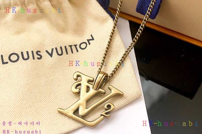 NEW 루이비통 목걸이 신상 LV 7477158
