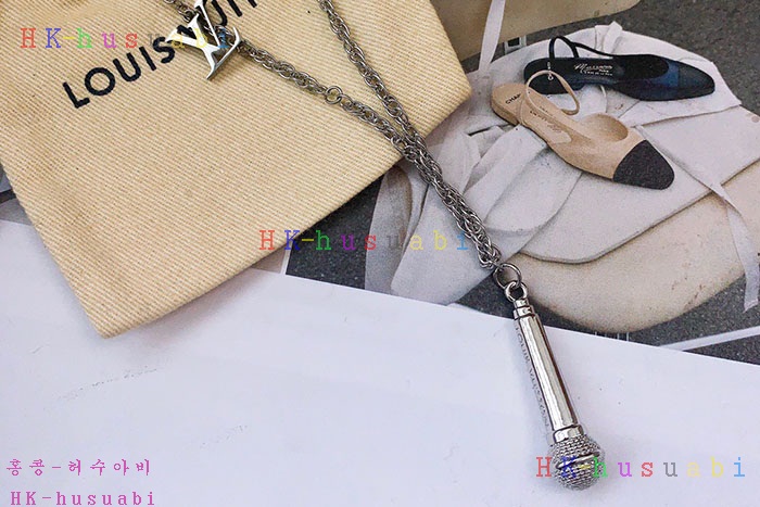 NEW 루이비통 목걸이 신상 LV 7477159