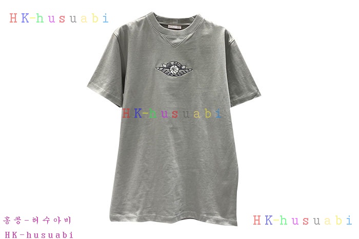 NEW 디올 반팔티 신상 DR 424427
