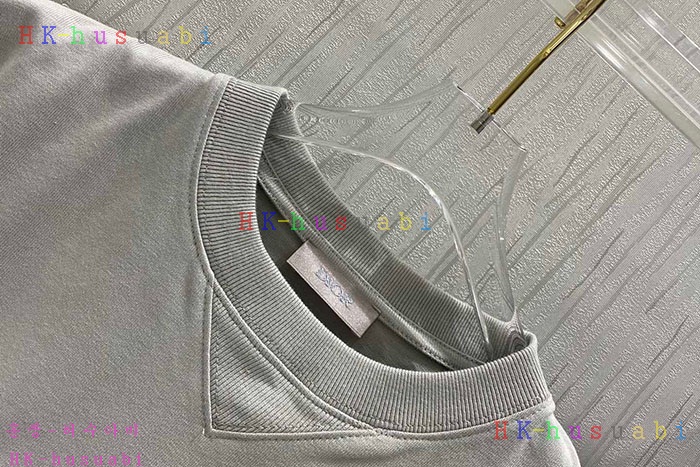 NEW 디올 반팔티 신상 DR 424427