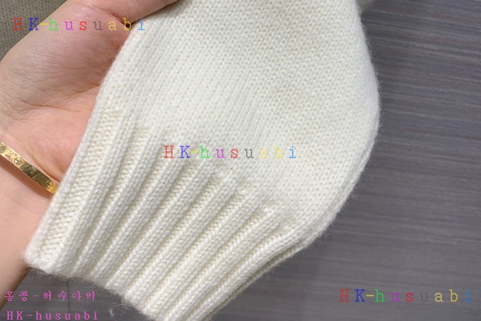 NEW 셀린느 니트 신상 C 2333655