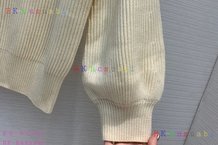 NEW 셀린느 니트 신상 C 2333656