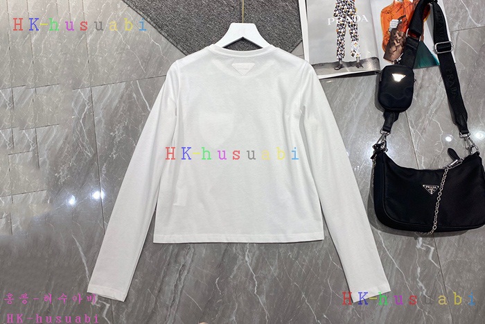 NEW 프라다 긴팔티 신상 P 4288582