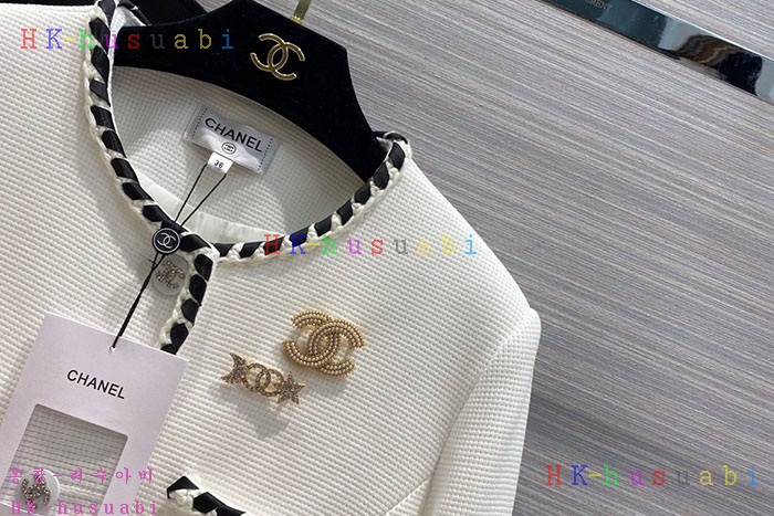 NEW 샤넬 상하의셋트 신상 C 585590