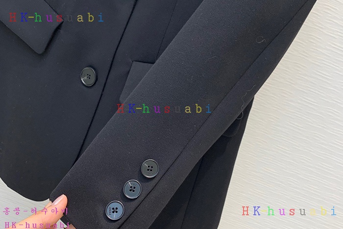 NEW 펜디 자켓 신상 FD 2583369
