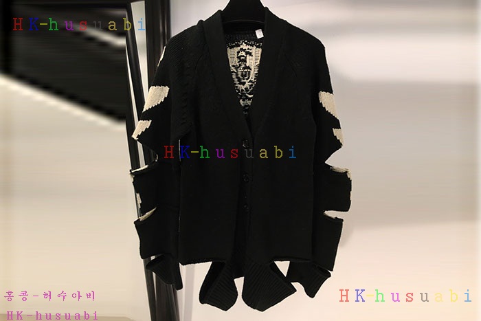NEW 버버리 가디건  신상 B 424128