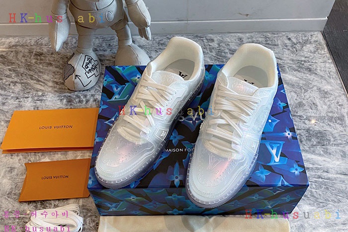 NEW 루이비통 신발 신상 LV 555424