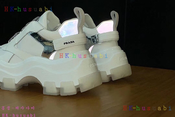 NEW 프라다 스니커즈 신상 P 424463