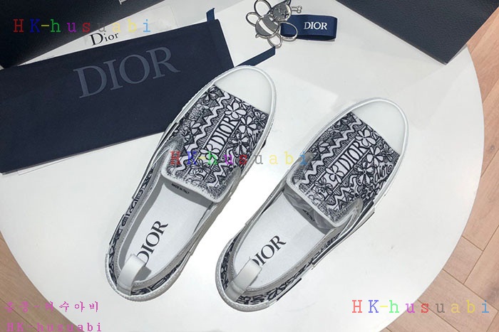 NEW 디올 신발 신상 DR 672581