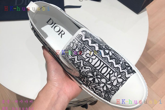 NEW 디올 신발 신상 DR 672581