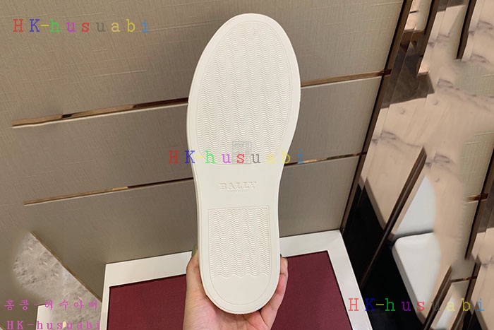 NEW 발리 스니커즈 신상 B 444729