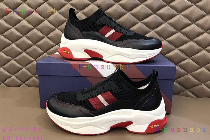 NEW 발리 스니커즈 신상 B 444732