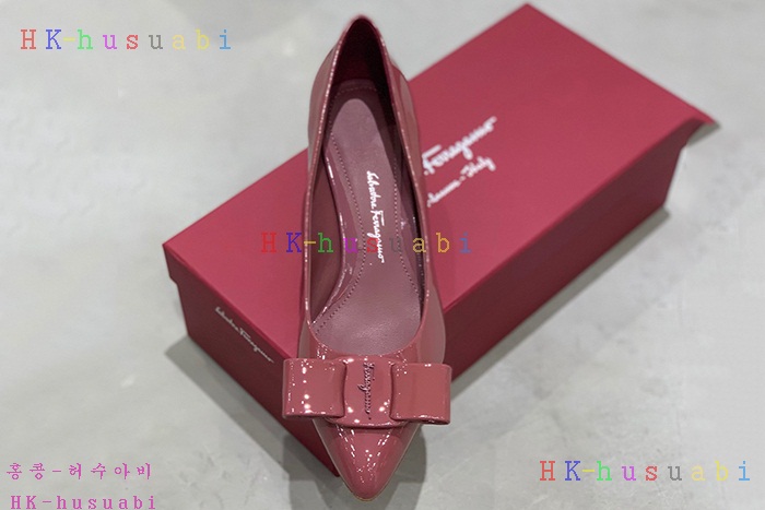 NEW 페라가모  신발 신상 F 724555