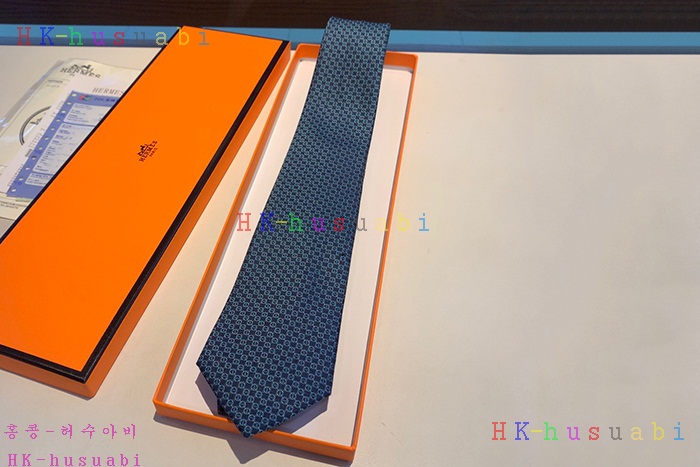 NEW 에르메스 넥타이 신상 H428026