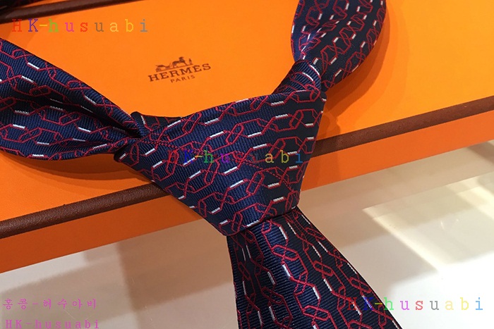 NEW 에르메스 넥타이 신상 H428020