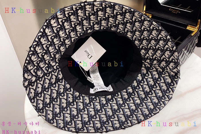 NEW 디올 모자 신상 DR 727013