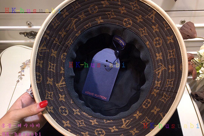 NEW 루이비통 모자 신상 LV 955537