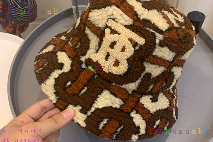 NEW 버버리 모자 신상 BB8572119