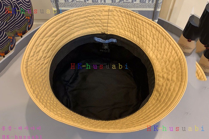 NEW 프라다 모자 신상 P 427005
