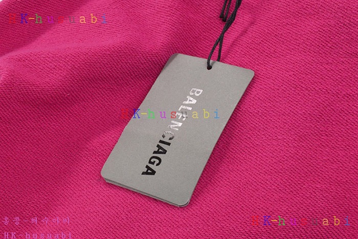 NEW 발렌시아가 후드티 신상 B 724005