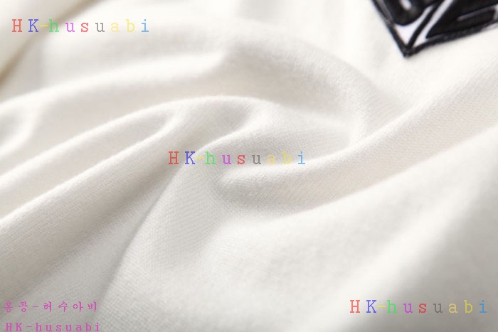 NEW 버버리 니트 신상 BB 4272517