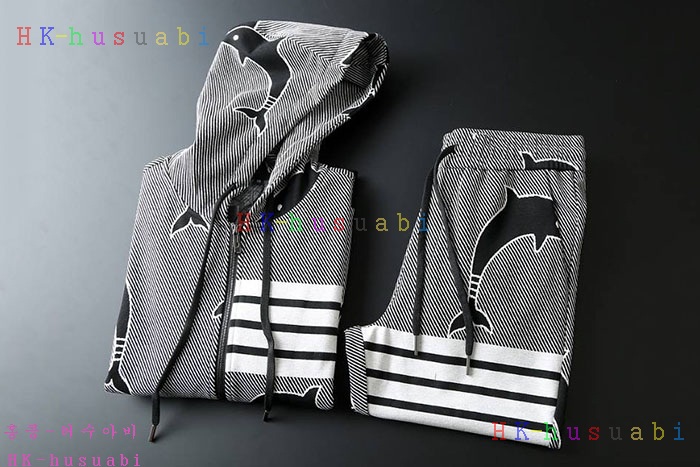 NEW  톰브라운 상하의셋트 신상 TB 9572441