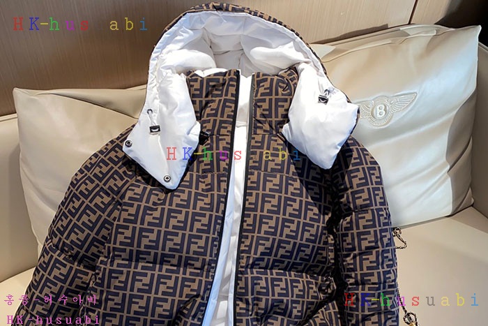NEW 펜디 패딩 신상 FD 757150