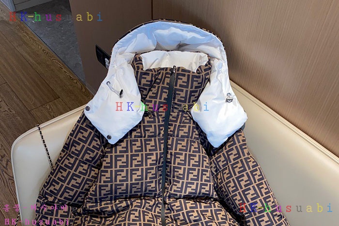 NEW 펜디 패딩 신상 FD 757150
