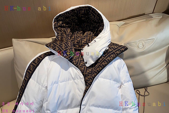 NEW 펜디 패딩 신상 FD 757150