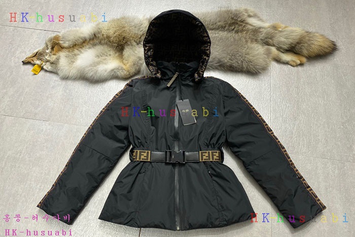 NEW 펜디 패딩 신상 FD 757147