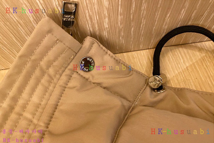 NEW 프라다 패딩 신상 P952255