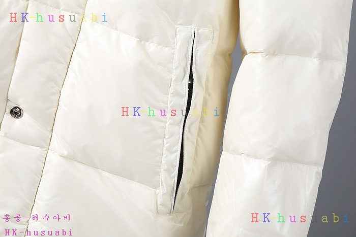 NEW 몽클레어&발렌티노 콜라보 패딩 신상 M 875552