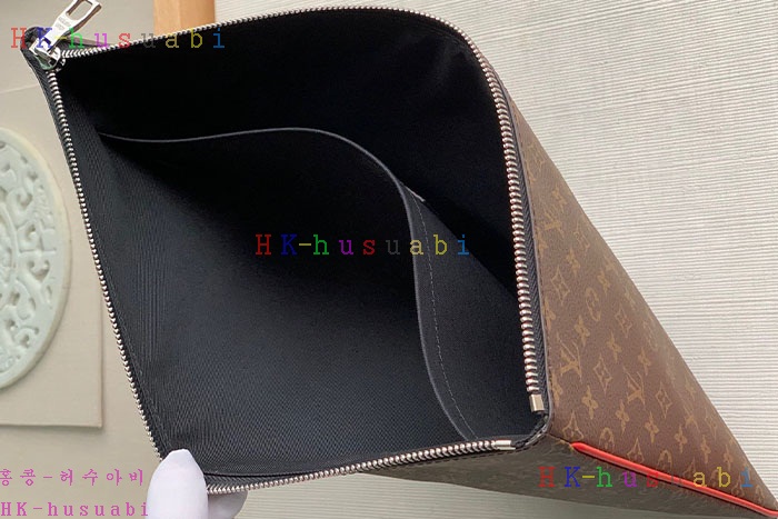 ★미러급★루이비통 포쉐트 A4 멀티포켓 M69690