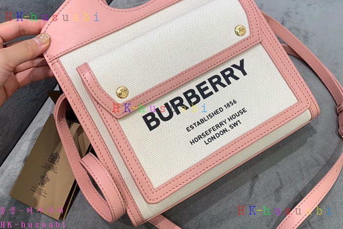 ★미러급★ 버버리 투톤 캔버스 레더 포켓백 BB 222413