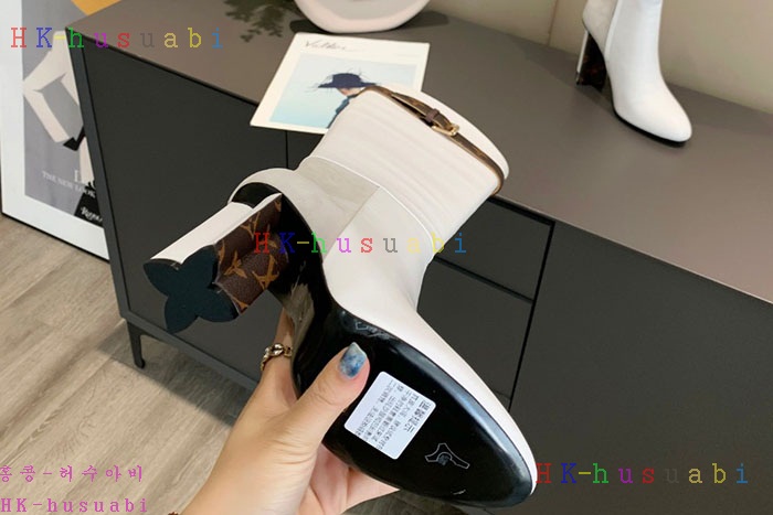 NEW 루이비통 신발 신상 LV 529331