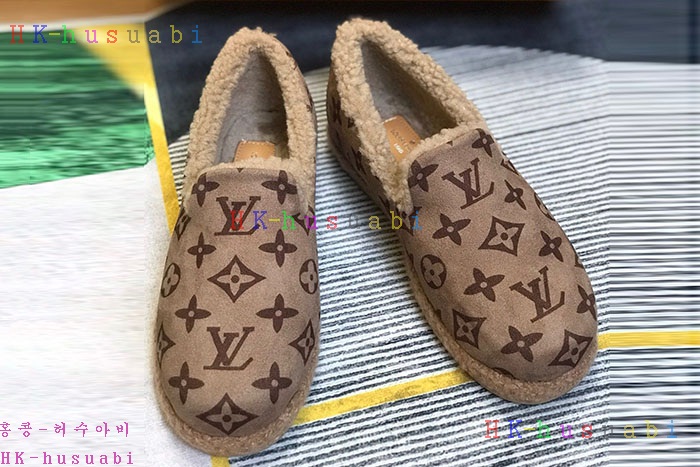 NEW 루이비통 신발 신상 LV 529337
