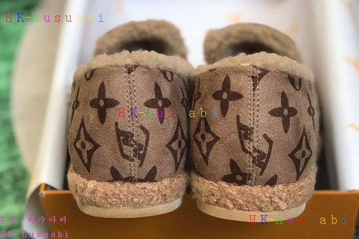 NEW 루이비통 신발 신상 LV 529337