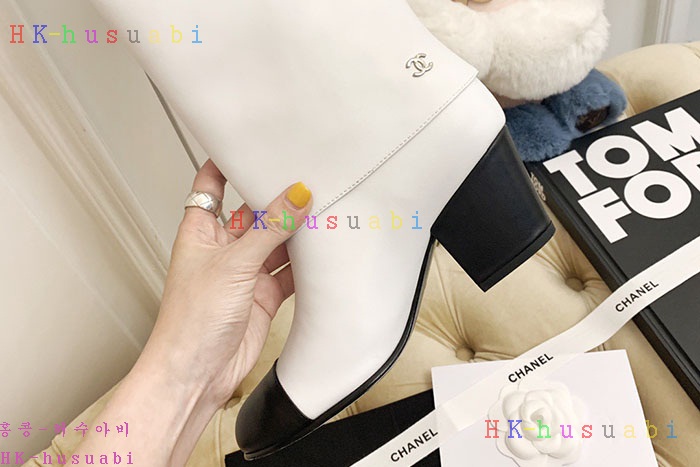 NEW 샤넬 신발 신상 C 744472